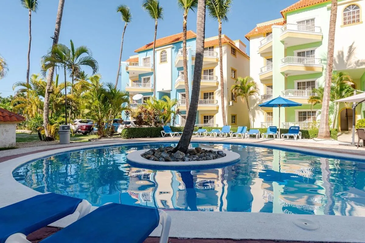 Spacious 2 Bedroom Condo With Pool Close To Beach 蓬塔卡纳