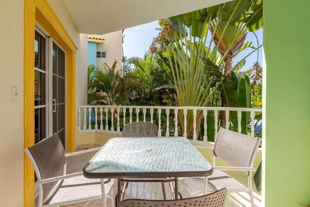 Spacious 2 Bedroom Condo With Pool Close To Beach 蓬塔卡纳 0*,  多米尼加共和国