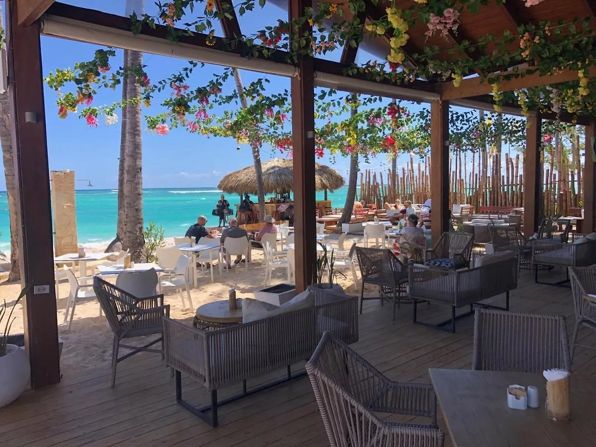 Spacious 2 Bedroom Condo With Pool Close To Beach Punta Cana 0*,  Dominicaanse Republiek