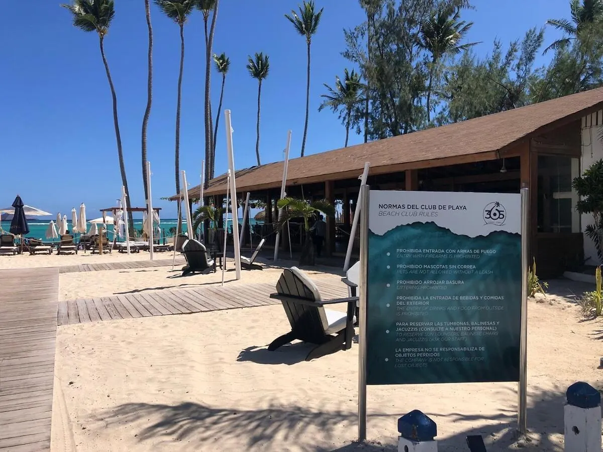 Spacious 2 Bedroom Condo With Pool Close To Beach Punta Cana Dominicaanse Republiek